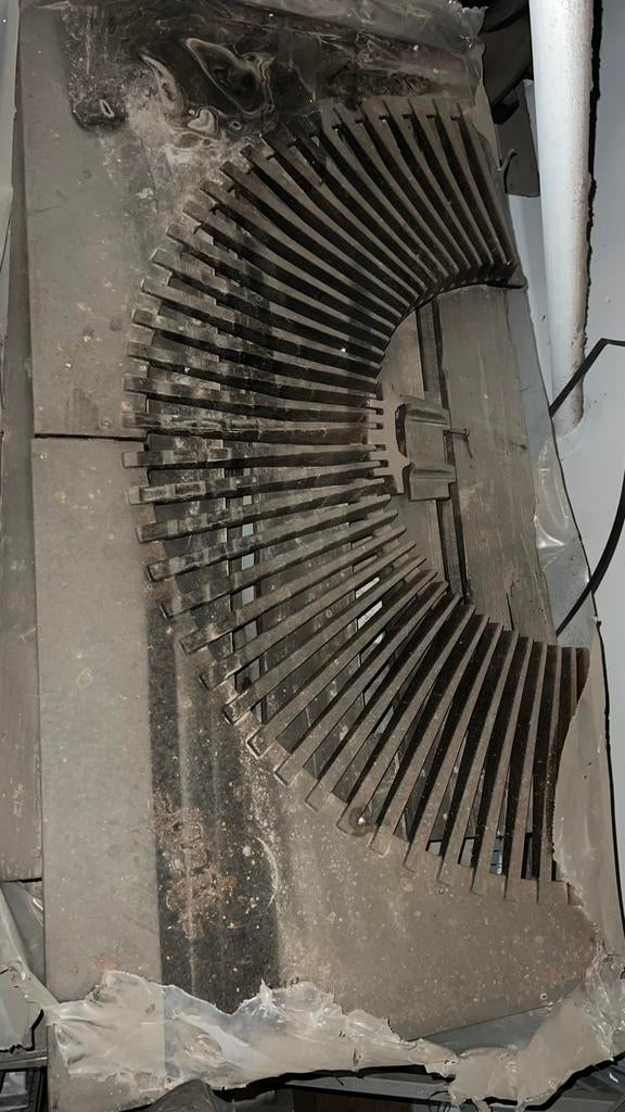 Boomrooster gietijzer, Ophalen