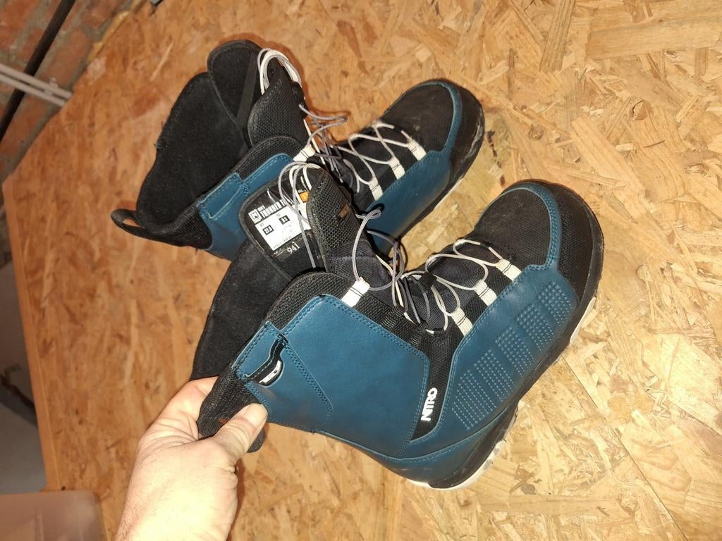Bottes de snowboard Nitro 42, Sports & Fitness, Snowboard, Enlèvement, Comme neuf, Chaussures