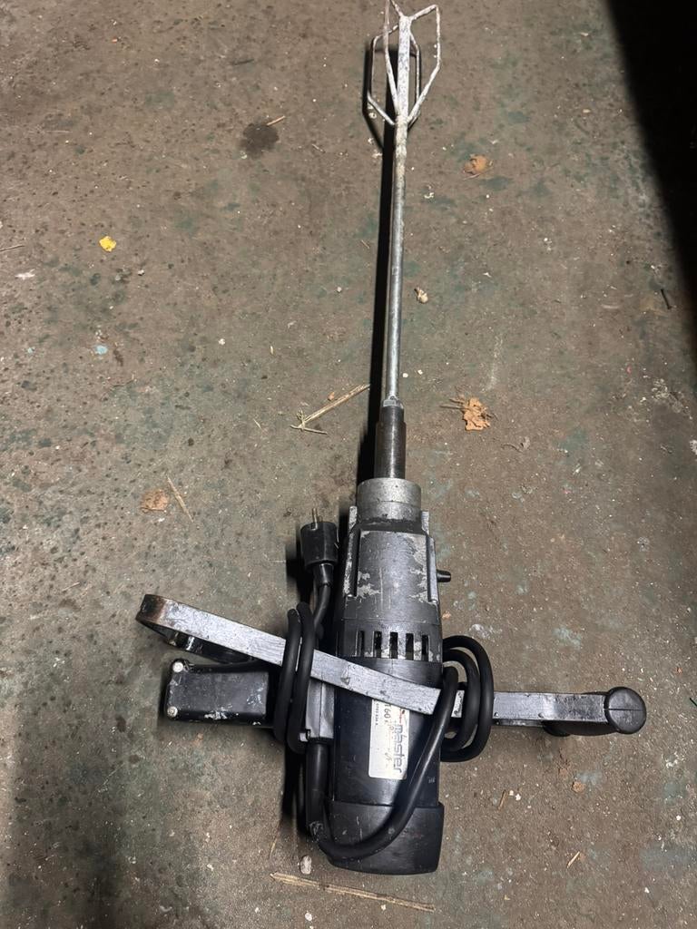 Mortelmenger Wurth te huur, Ophalen