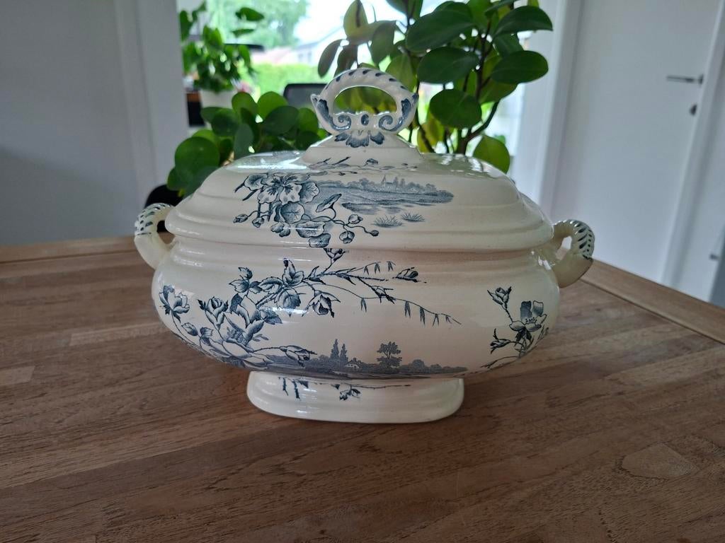 Boch cotage BF terre de fer terrine, Antiquités & Art, Antiquités | Plateaux, Enlèvement ou Envoi