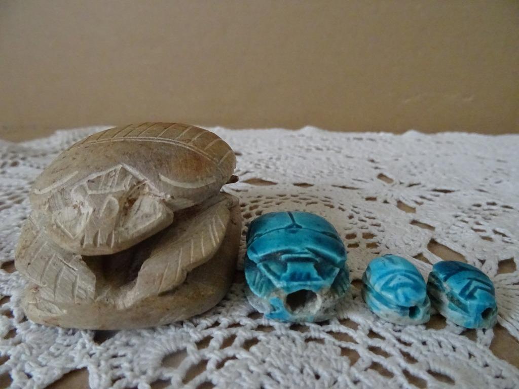 Pierre sceau scarabée Égypte statue amulette scarabée 1970, Enlèvement ou Envoi