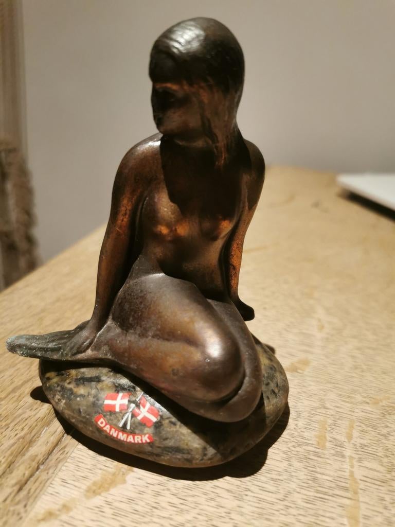 Beeldje in koper of brons de zeemeermin, Antiek en Kunst, Ophalen of Verzenden, Brons