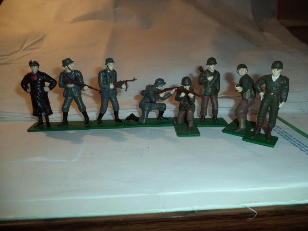 Soldats de plomb allemands et américains, Enlèvement ou Envoi