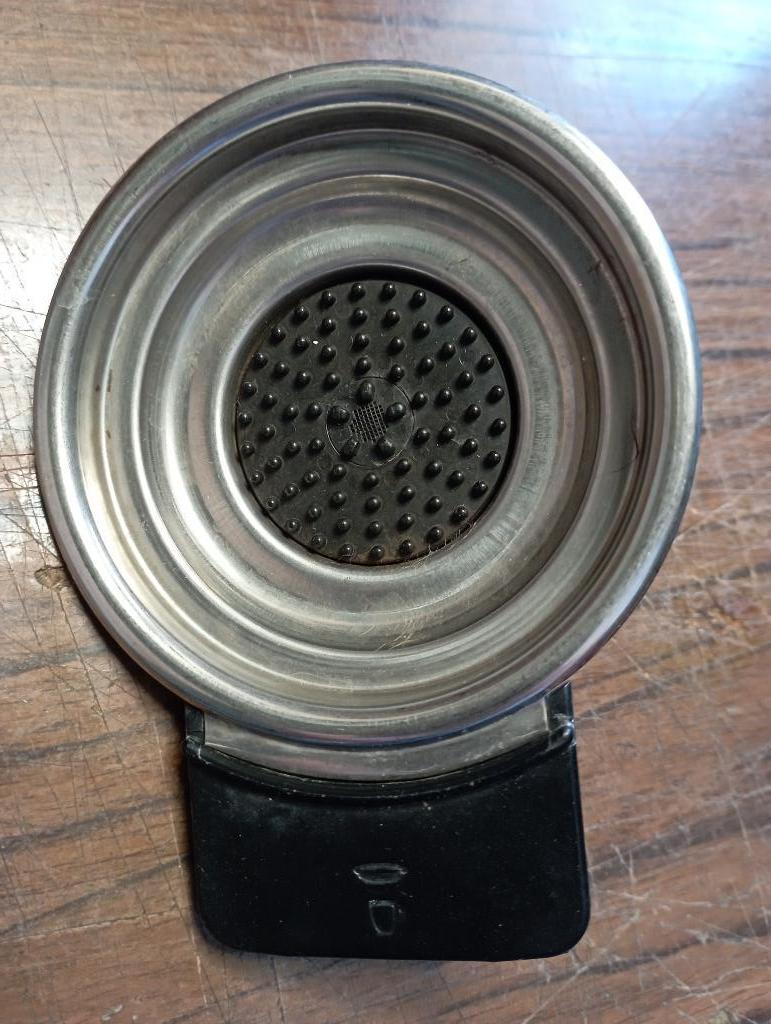 Porte dosette Philips Senseo HD6564, Machine à espresso, Réservoir d'eau amovible, Dosettes et capsules de café, 1 tasse