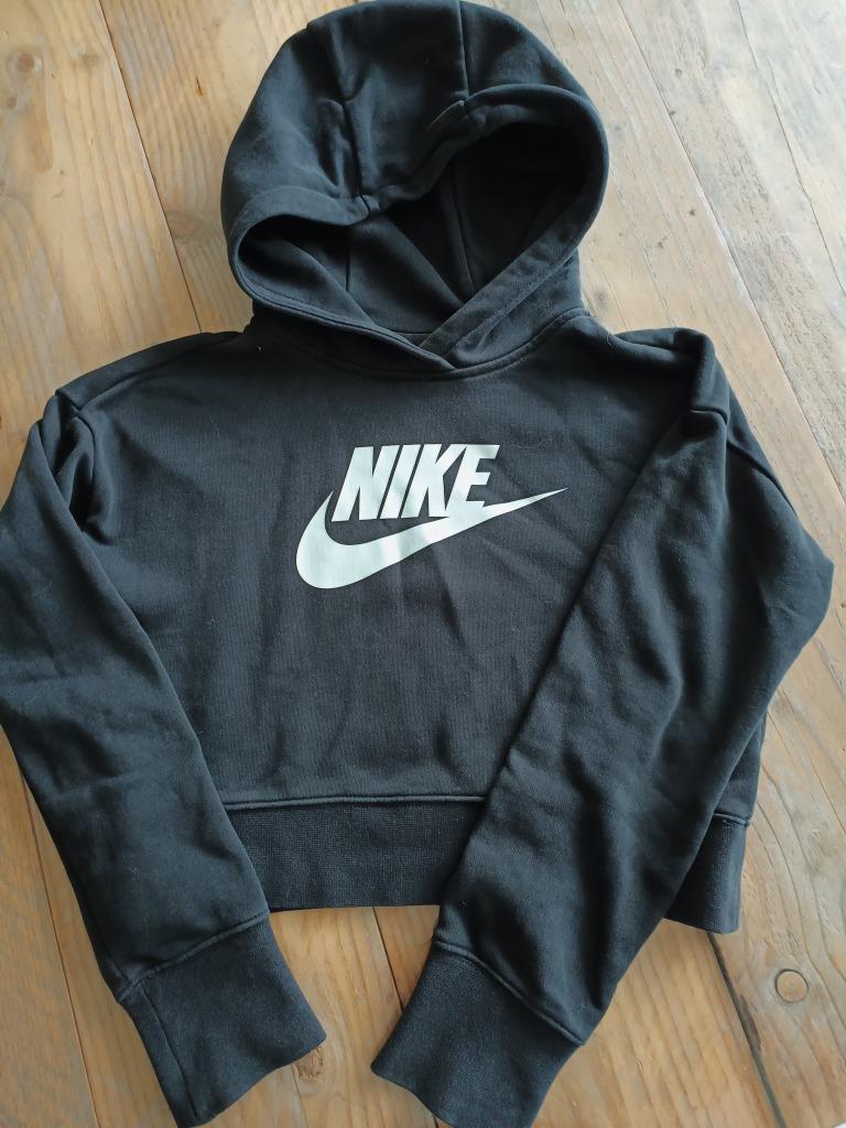 Mooie hoodie van Nike maat 10 jaar., Enlèvement ou Envoi, Utilisé, Fille, Pull ou Veste