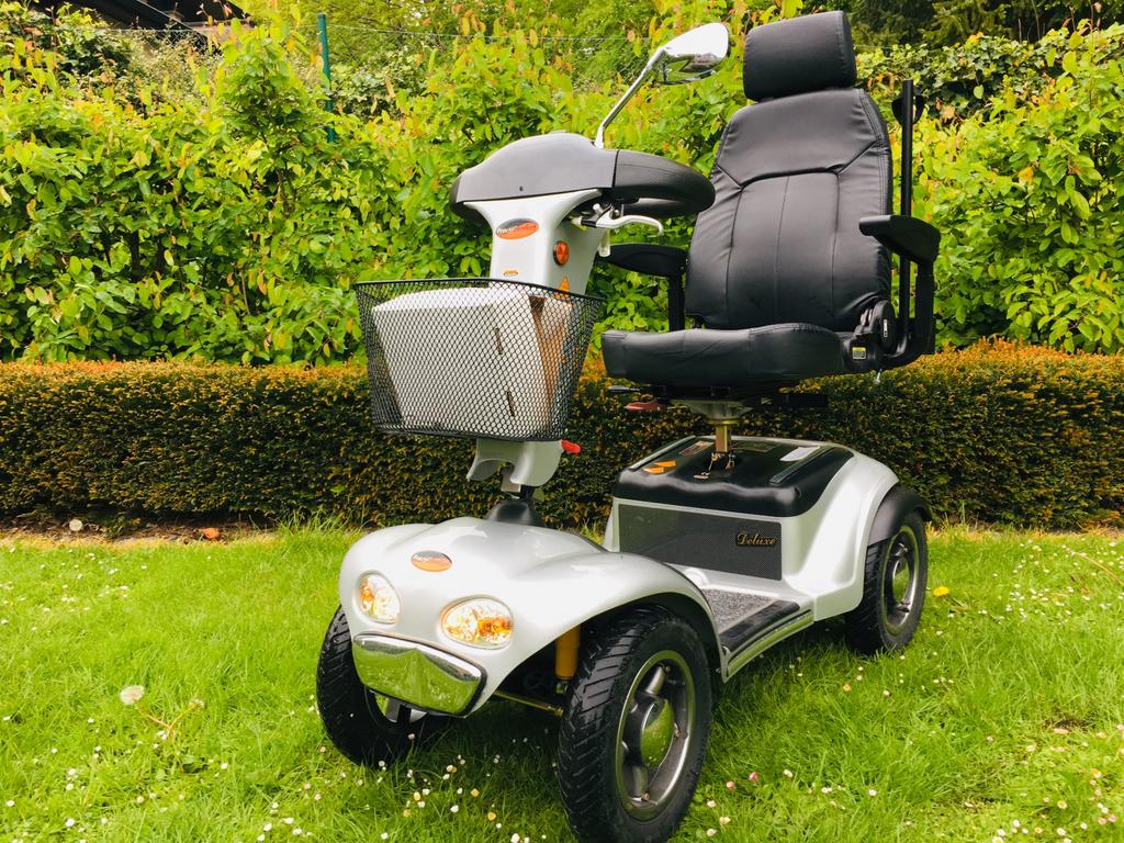 Voiturette électrique Scootmobiel Shoprider Deluxe Scooter, Divers, Enlèvement ou Envoi, Pliant, Comme neuf, Fauteuil roulant électrique