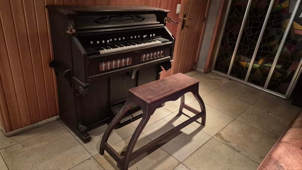 Antieke harmonium met zitbank, Muziek en Instrumenten, Orgels, Ophalen, Gebruikt, Pijporgel