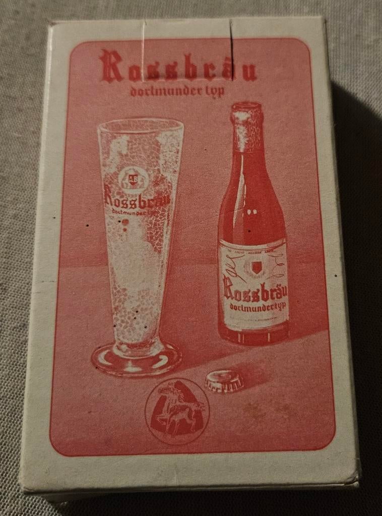Cartes à jouer Rossbrau vintage 1981
Il s'agit d'un ensemble, Enlèvement ou Envoi, Comme neuf, Carte(s) à jouer