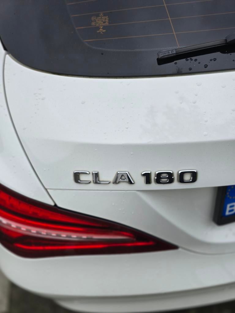 Te koop Mercedes Cla chooting break 180 benzine, Auto's, CLA, Wit, Particulier, Break