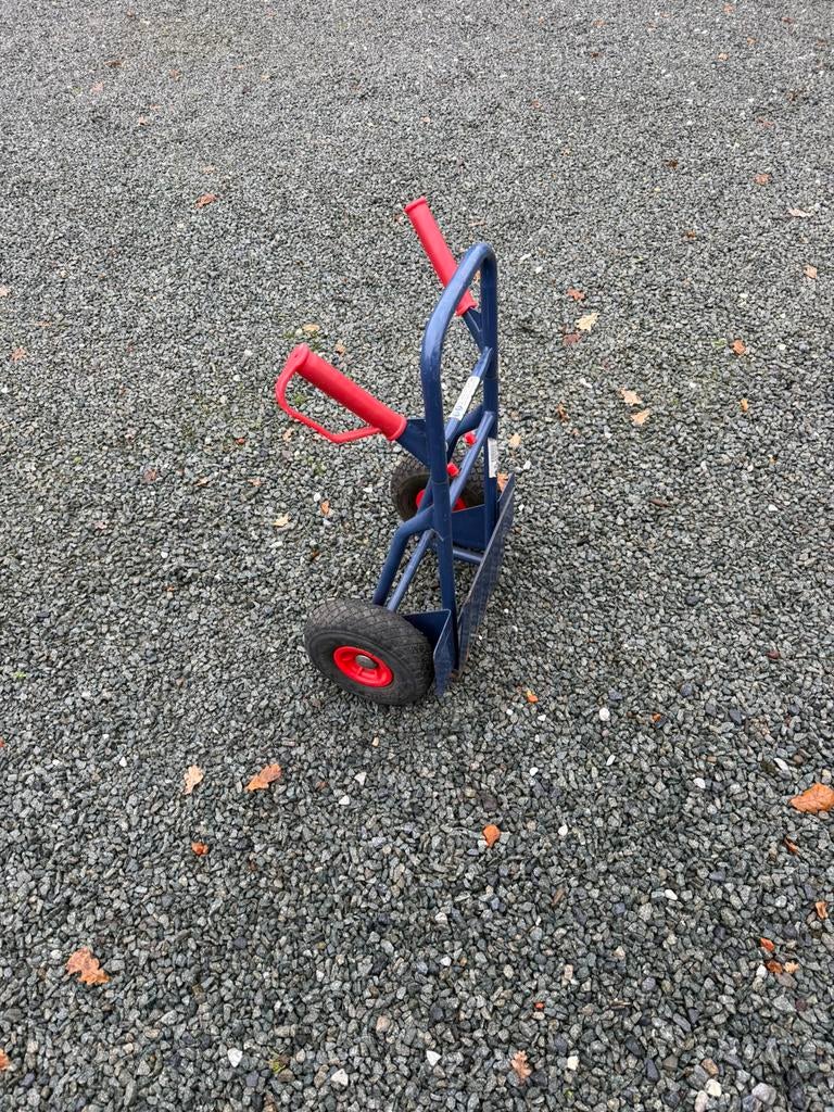 Heel mooi steekwagentje, Doe-het-zelf en Bouw, Transportwagens, Ophalen, Zo goed als nieuw