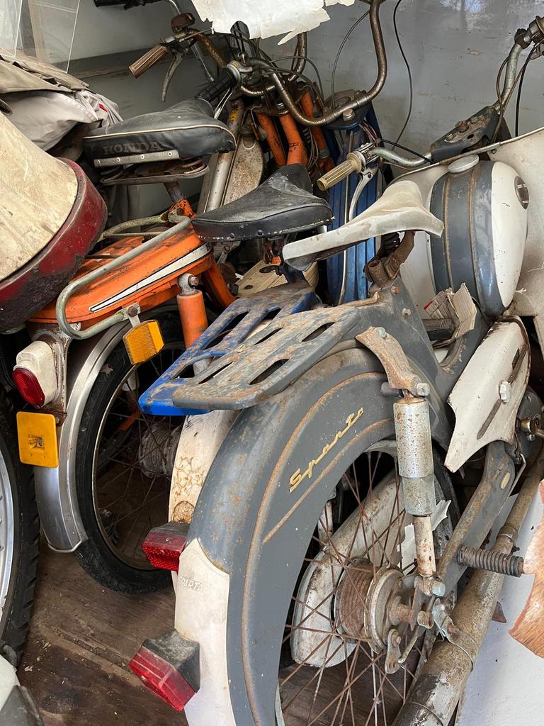 Sparta motor vast zonder papieren, Fietsen en Brommers, Brommeronderdelen | Oldtimers, Ophalen, Zo goed als nieuw, Sparta