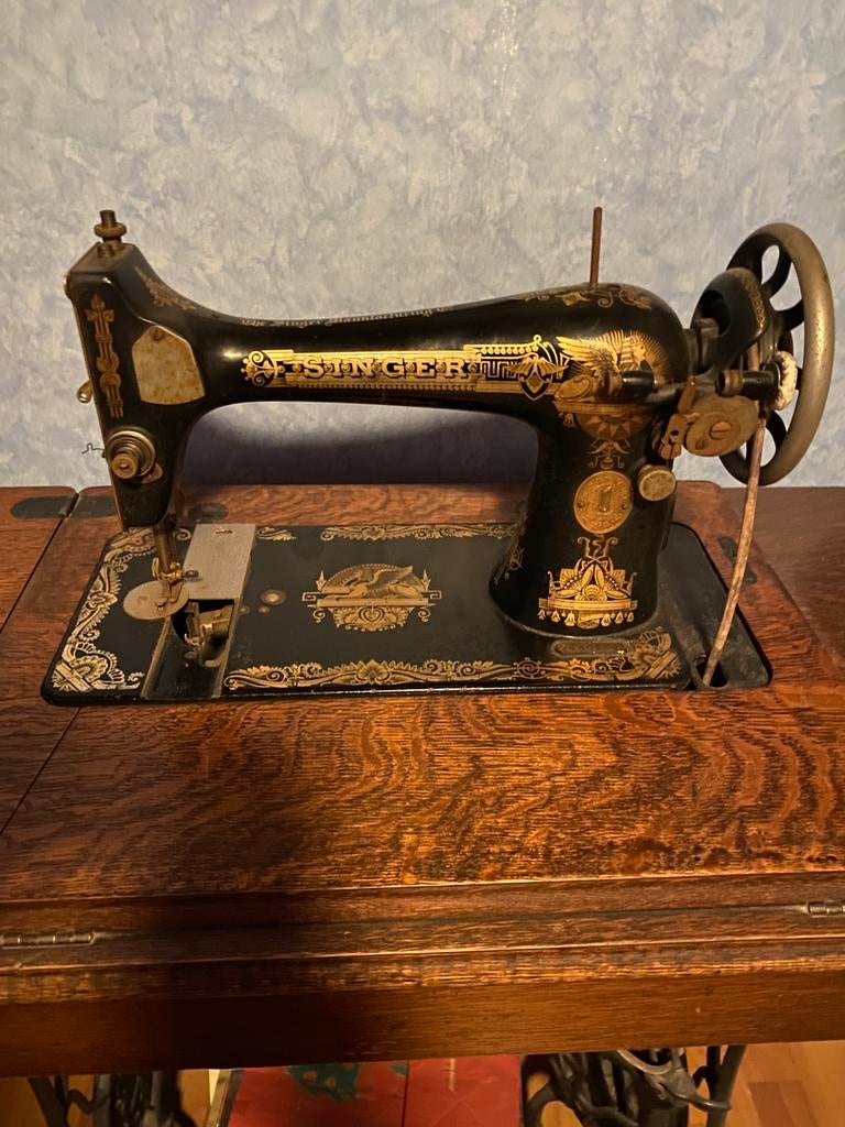 Très belle machine à coudre singer, Antiquités & Art, Enlèvement