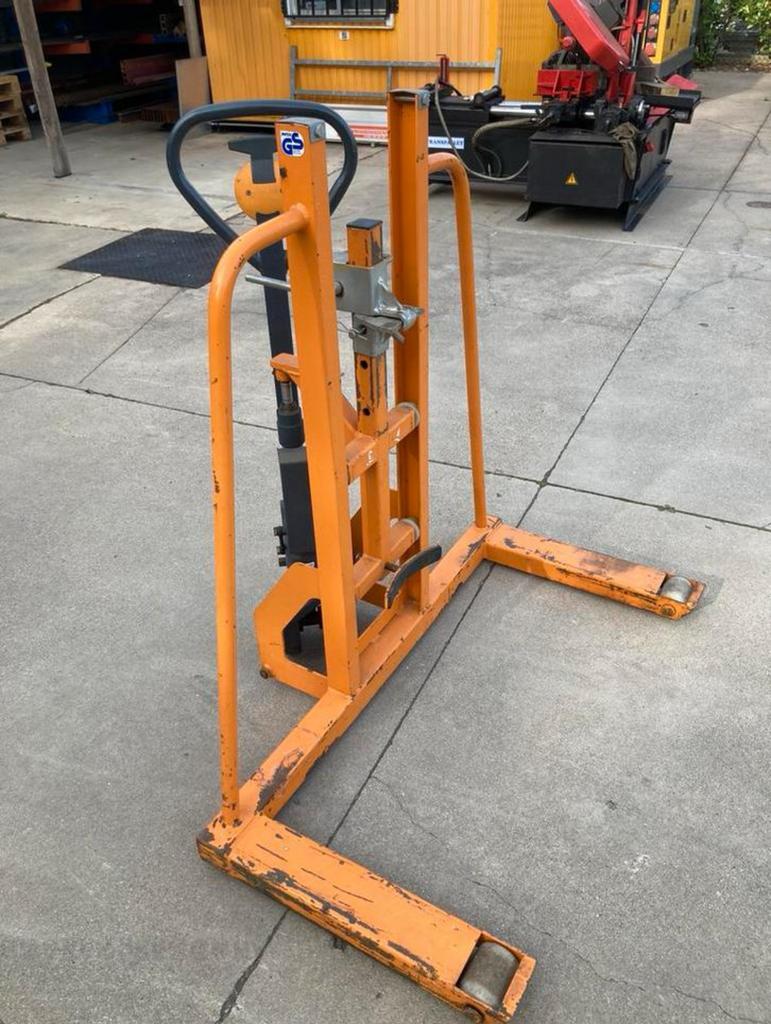 FHR vatenlift vatentranspallet transpallet lift olievat 200L, Doe-het-zelf en Bouw, Ophalen