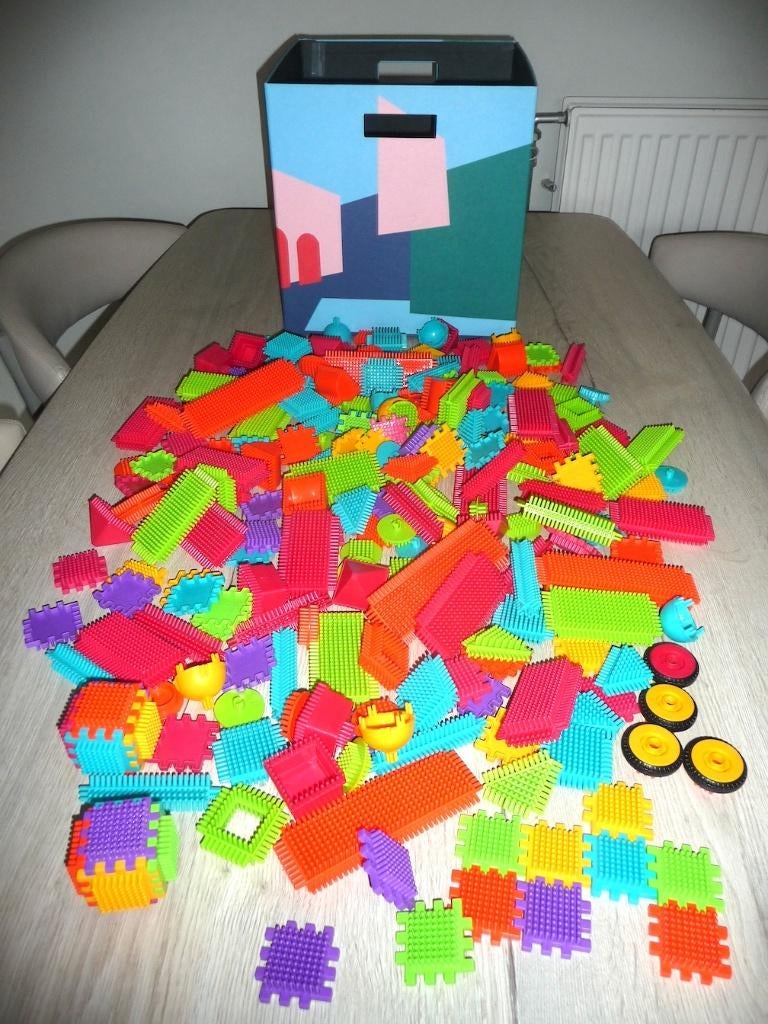 Moderne Noppers (240 stuks), Ophalen of Verzenden, Zo goed als nieuw