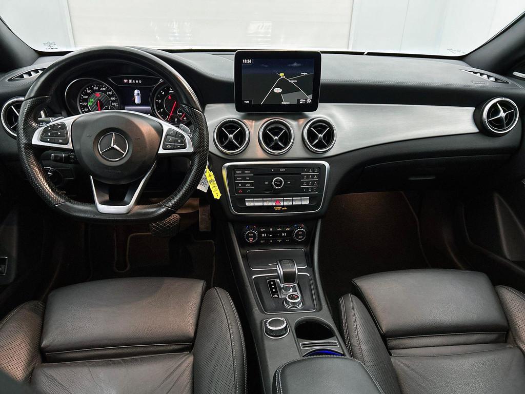 Mercedes-Benz CLA-Klasse 45 4MATIC AMG Shooting Brake AMG Li, Auto's, Automaat, CLA, Stof, Gebruikt