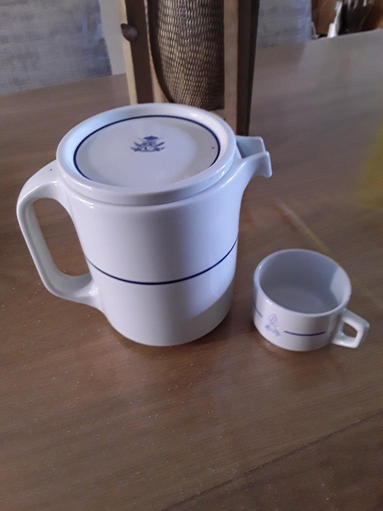 Cafetière et tasse Gendarmerie belge, Collections, Envoi, Gendarmerie