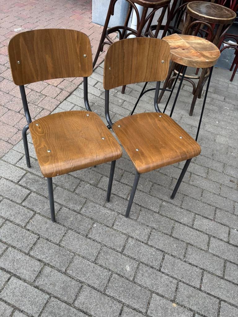 Houten school stoelen, Ophalen, Zo goed als nieuw, Stoel(en)