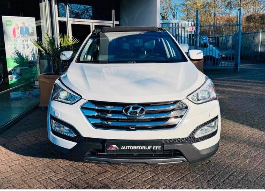 Hyundai santa fe 2.2 crdi 4wd, Autos, Euro 5, Entreprise, Toit panoramique, 5 portes