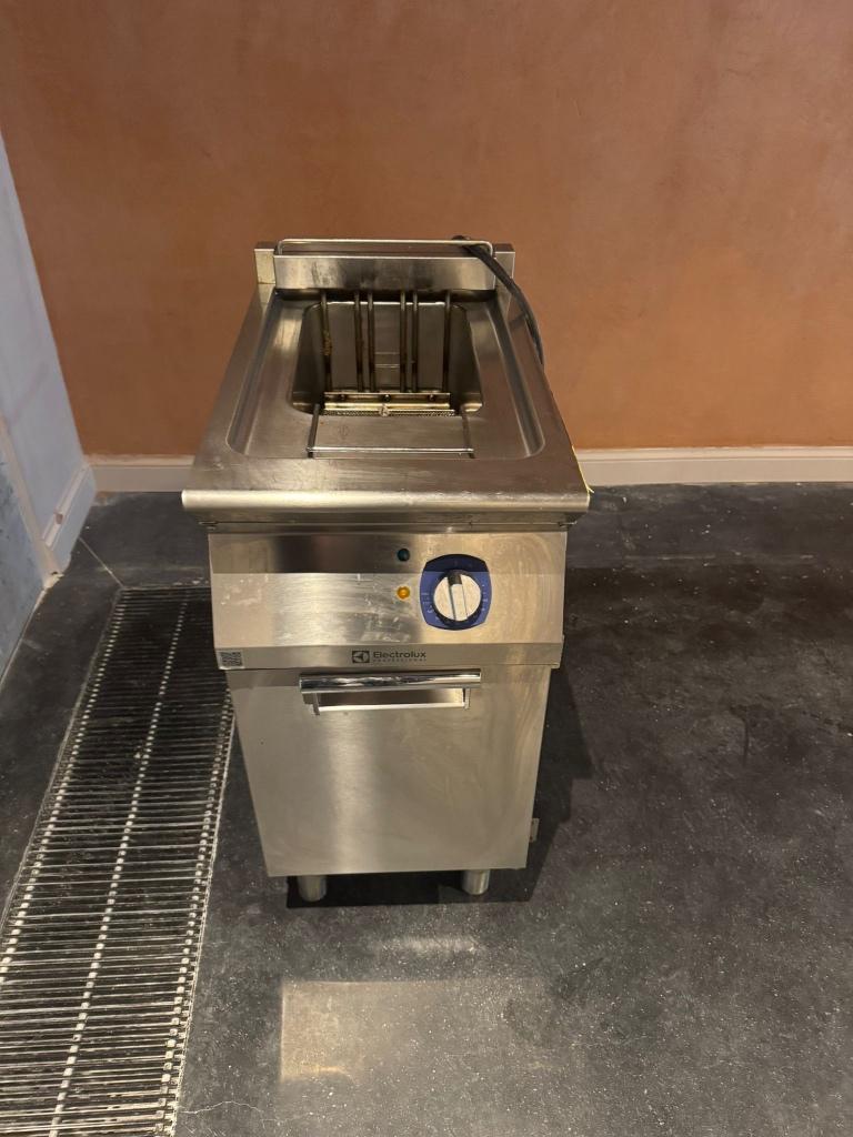 professionele friteuse, Ophalen, Gebruikt, Fornuis, Frituur en Grillen