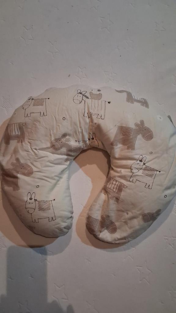 Petit coussin d'allaitement beige avec animaux, Enlèvement ou Envoi, Utilisé, Coussin d'allaitement