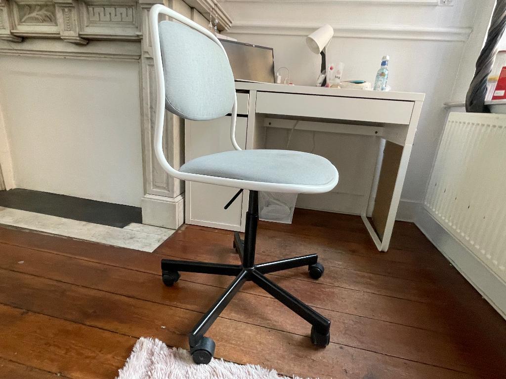 Chaise roulante, Gris, Enlèvement, Utilisé, Chaise de bureau