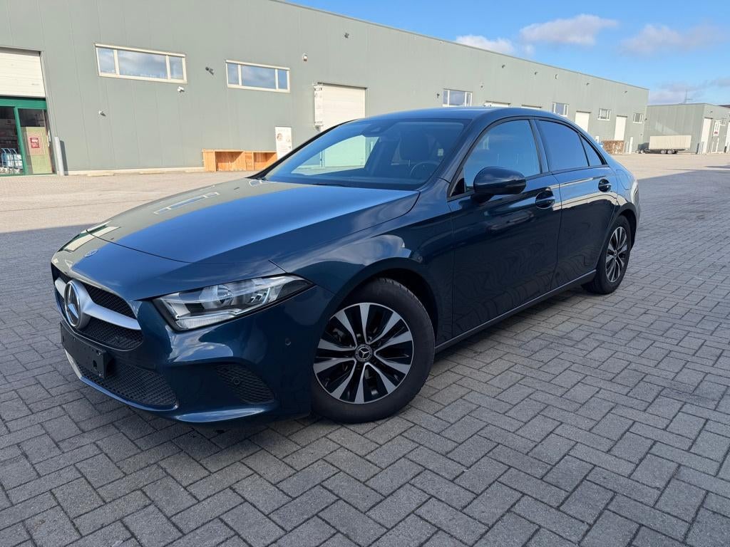 Mercedes A 180 berline automatique essence, Autos, Classe A, Achat, Euro 6, Entreprise