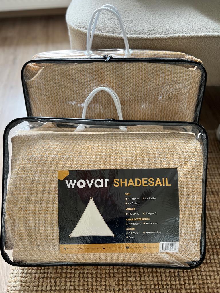 Schaduwdoeken 2 stuks - driehoek 5x5x5m, Tuin en Terras, Schaduwdoeken, Ophalen, Zo goed als nieuw