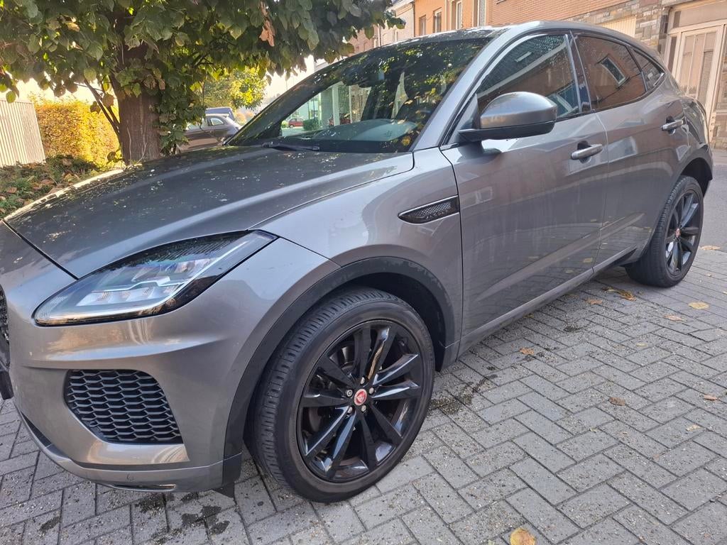 JAGUAR E-PACE 2.0 DIESEL TRÈS PROPRE, Autos, Jaguar, Cuir, Argent ou Gris, Entreprise, Boîte manuelle