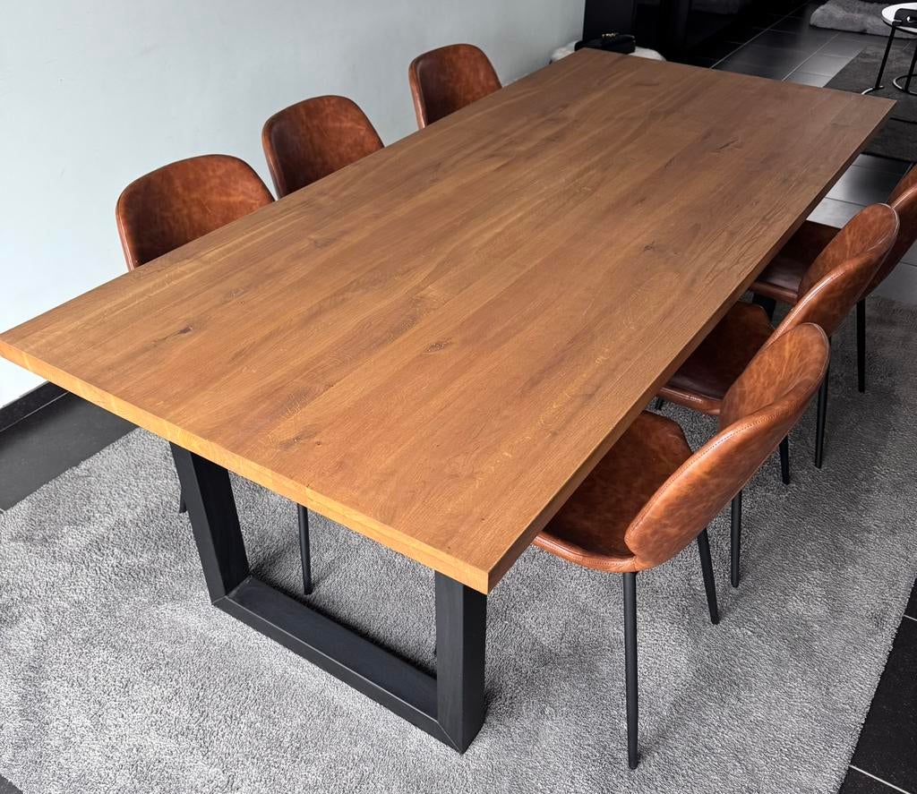 Table à manger, Enlèvement, Comme neuf