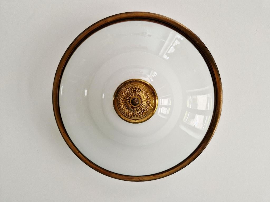 Mid-Century plafondlamp in messing en witte opaline,1950, Ophalen of Verzenden