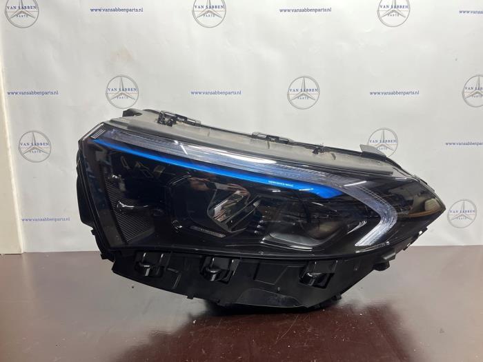 Koplamp links van een Mercedes EQA, Gebruikt, -, -, 3 maanden garantie