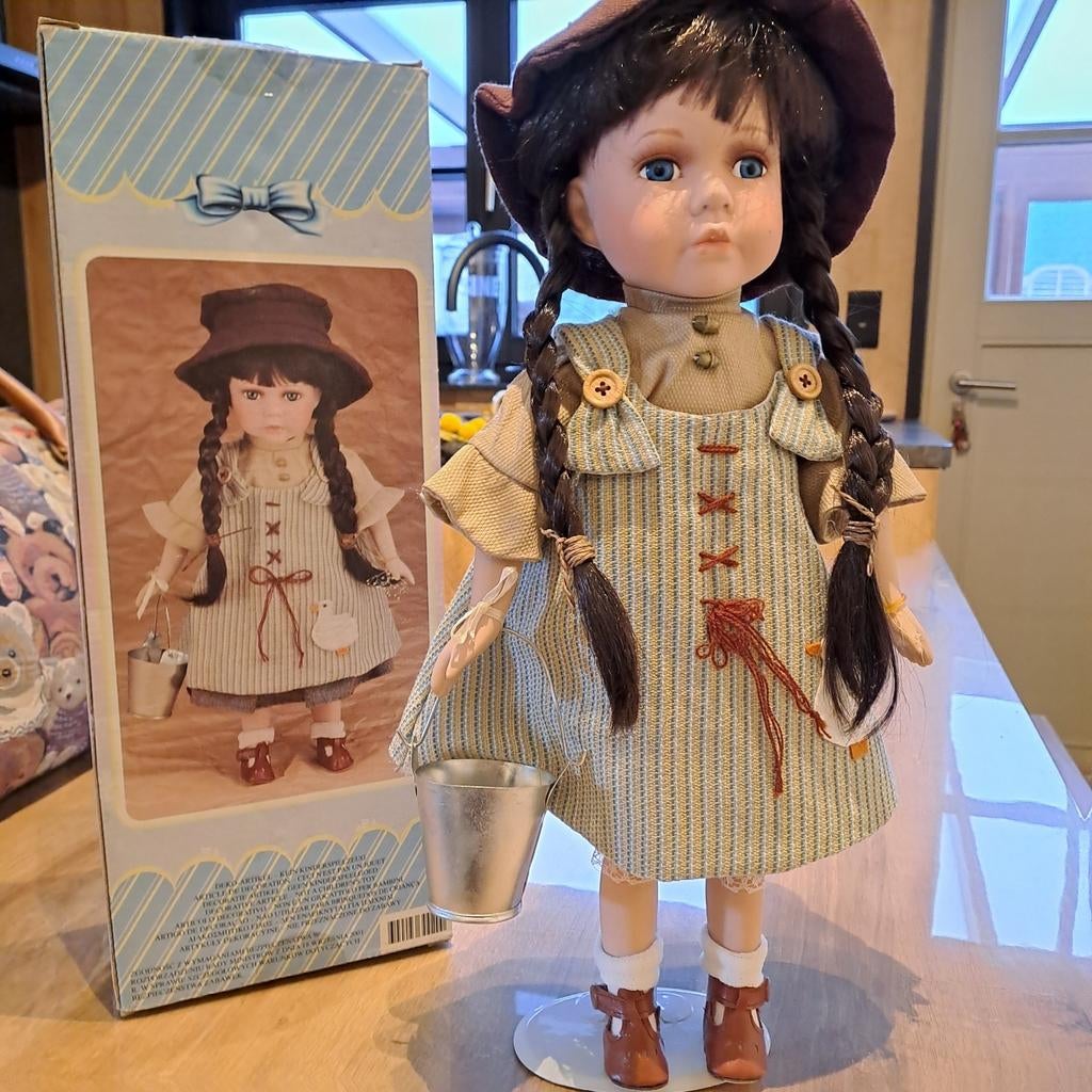 Nog nieuwe pop in doos, Ophalen of Verzenden