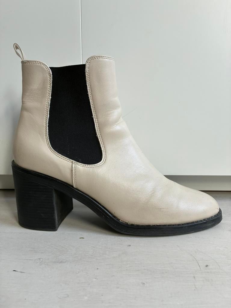 Bottes Chelsea blanches crème taille 42, Vêtements | Femmes, Chaussures, Porté, Boots et Botinnes, Blanc, Enlèvement ou Envoi