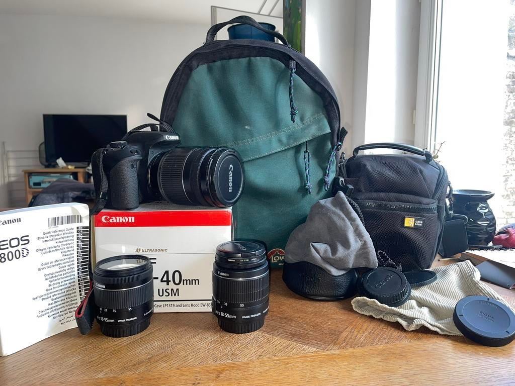 Kit Canon EOS 800d (à la piece ou en lot), Ophalen of Verzenden, Zo goed als nieuw, Canon