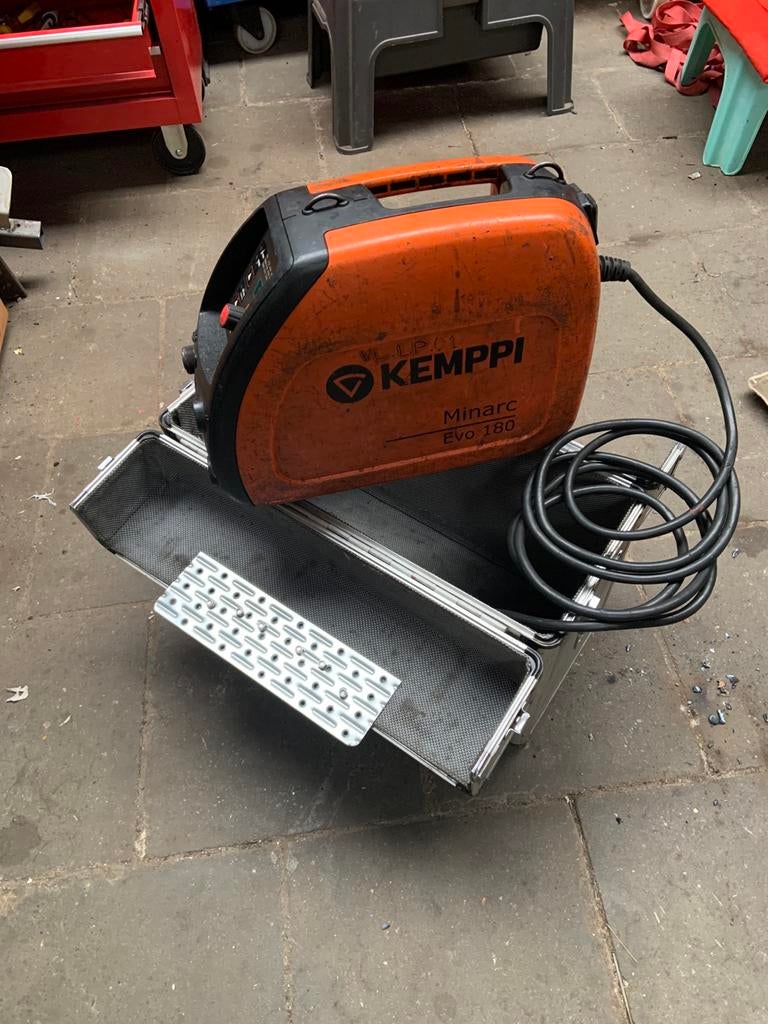 Kemppi manarc evo 180, Doe-het-zelf en Bouw, Gereedschap | Lasapparaten, Ophalen