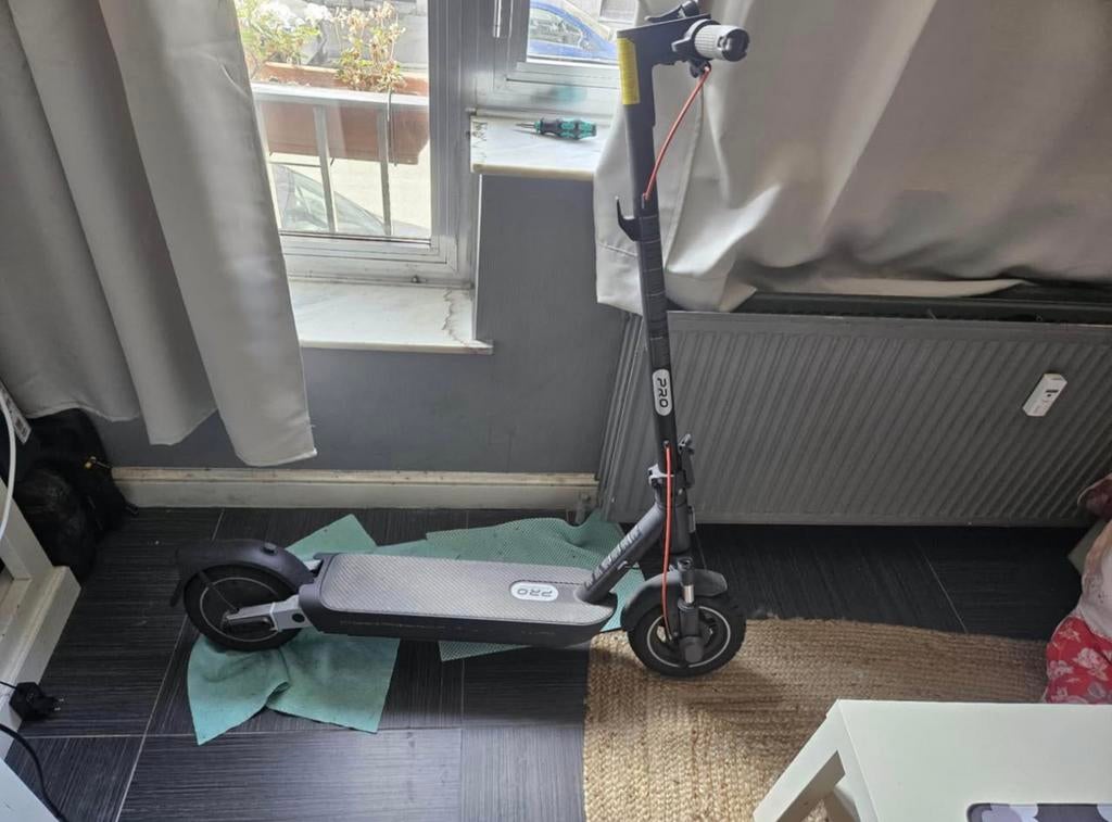 Trottinettes électriques, Enlèvement, Comme neuf