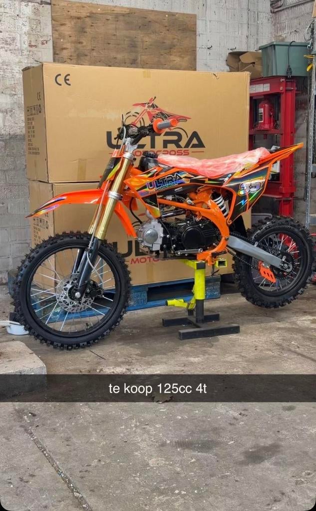 pitbike 125 4t, Fietsen en Brommers, Brommers | Crossbrommers, Ophalen of Verzenden, Zo goed als nieuw