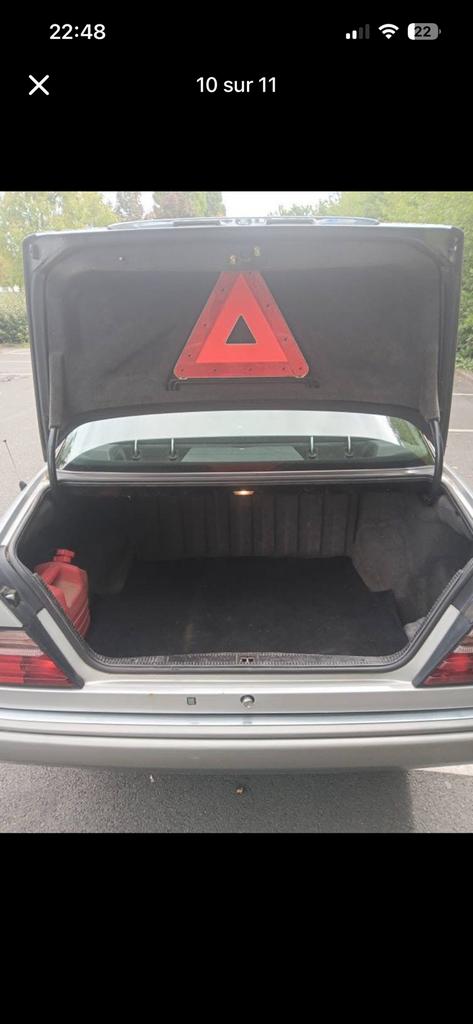 Mercedes e250d 1995 phase 3 avec demande d’immatriculation, Argent ou Gris, Achat, Boîte manuelle, Noir