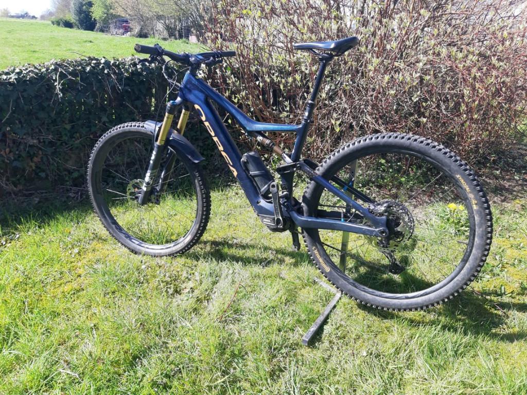 VTTAE Orbea Rise M10 2022 taille L, Vélos & Vélomoteurs, VTT tout suspendu, Enlèvement, Utilisé