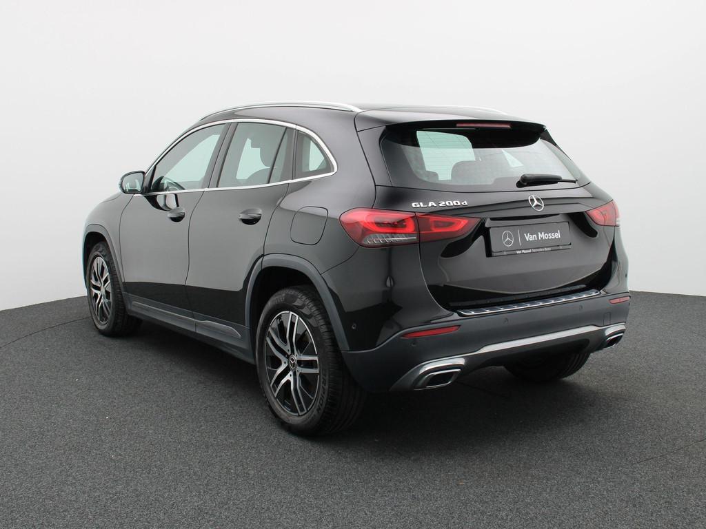 Mercedes-Benz GLA 200 d Business Solution + CARPLAY + SENSOR, Stof, 4 cilinders, Zwart, 5 deurs