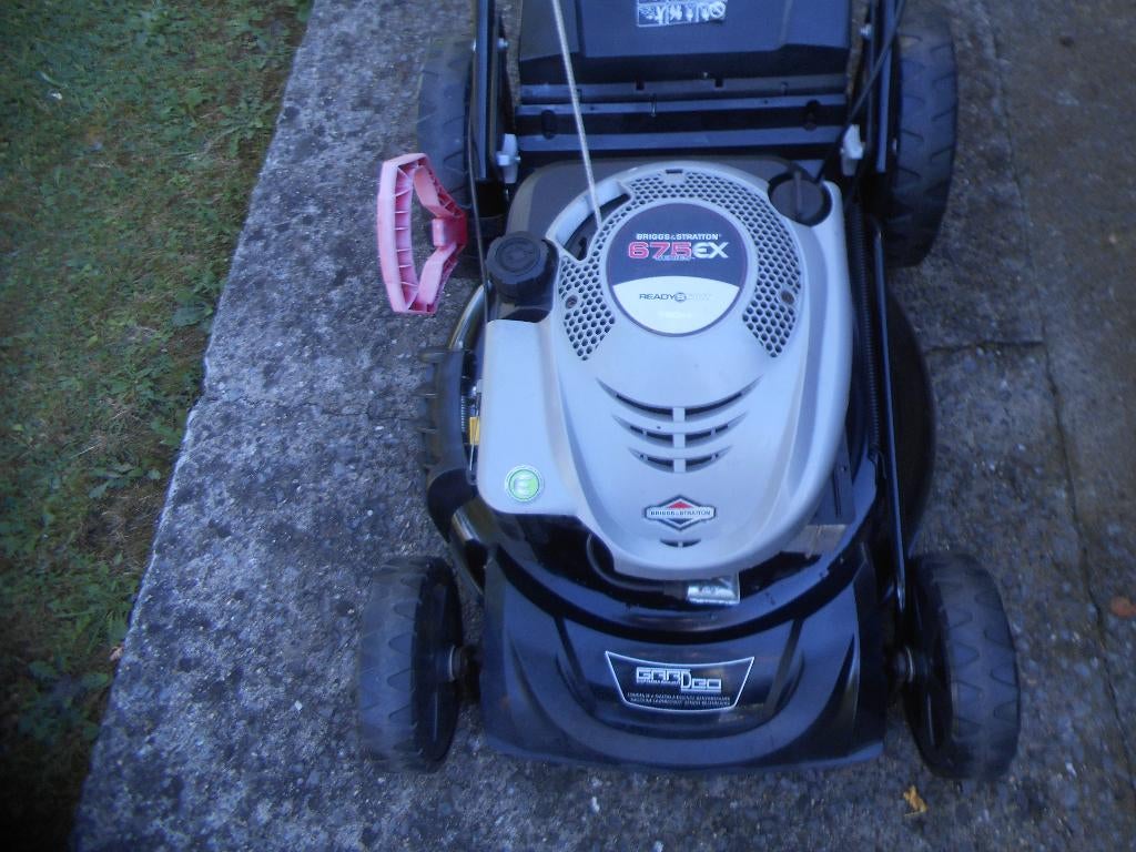 Tondeuse Auto-Tractée GARDEO en très bon état, Jardin & Terrasse, Brigg's & stratton, Tondeuse rotative, Bac de ramassage, Tondeuses à gazon à essence