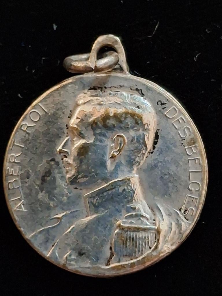 Pendentif médaille King Albert I, Collections, Envoi, Utilisé, Autres types