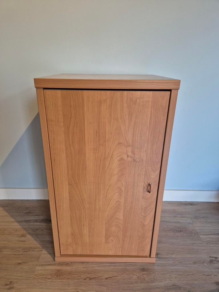 Lage kast, 79x45x40cm, goede staat, Huis en Inrichting, Kasten | Overige, Ophalen