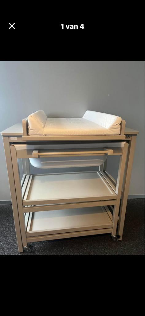 Quax verzorgtafel incl badje, Ophalen, Zo goed als nieuw