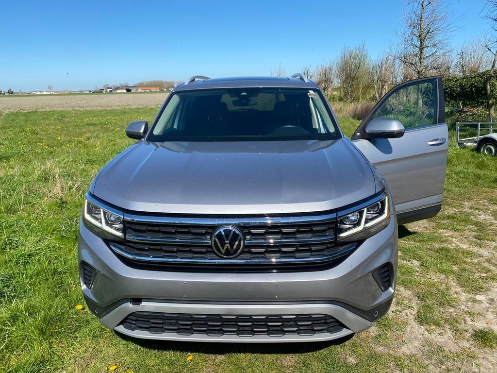 Volkswagen Atlas USA MODEL V6 4x4 SEL full option 75000 km, Auto's, Bruin, Particulier, 4x4, SUV of Terreinwagen