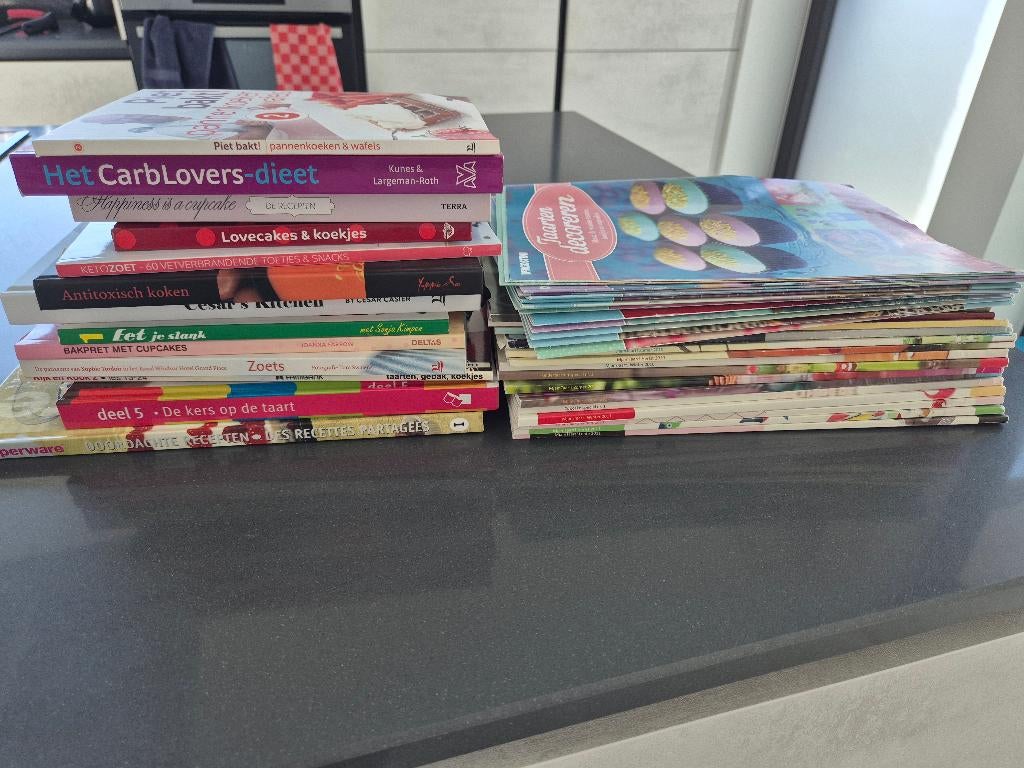 Mjam taart + kookboeken, Boeken, Ophalen of Verzenden, Gelezen, Taart, Gebak en Desserts