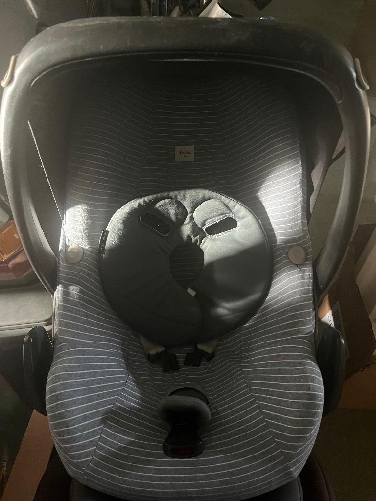 Maxicosi Pearl + opvolgautostoel + familyfix, Kinderen en Baby's, Autostoeltjes, Ophalen, Gebruikt, 0 t/m 18 kg, Isofix