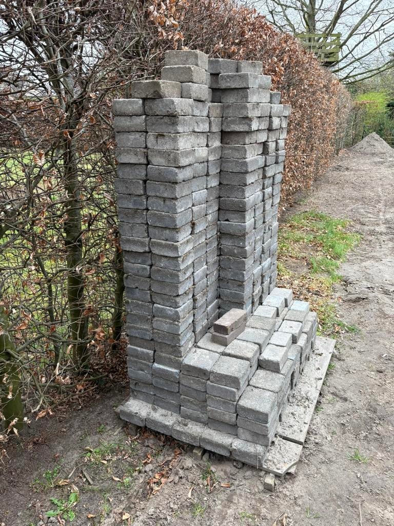 Gratis betonklinkers, Tuin en Terras, Tegels en Klinkers, Ophalen, Gebruikt