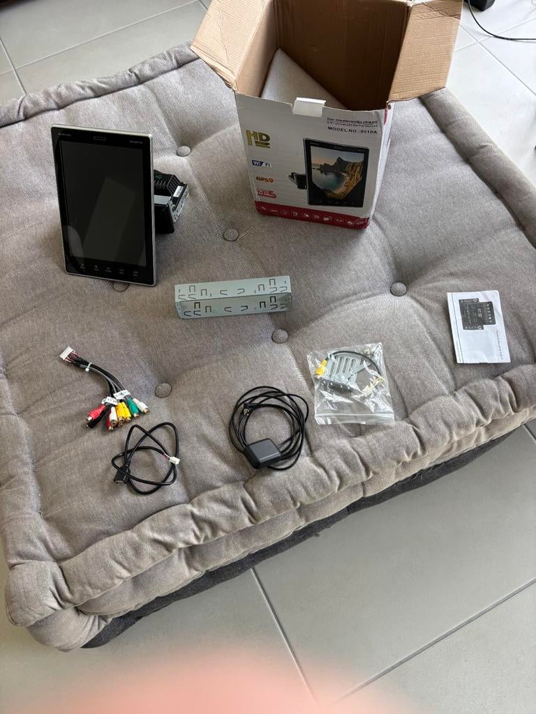 Radio carplay écran tactiles, réglage en hauteur., Enlèvement