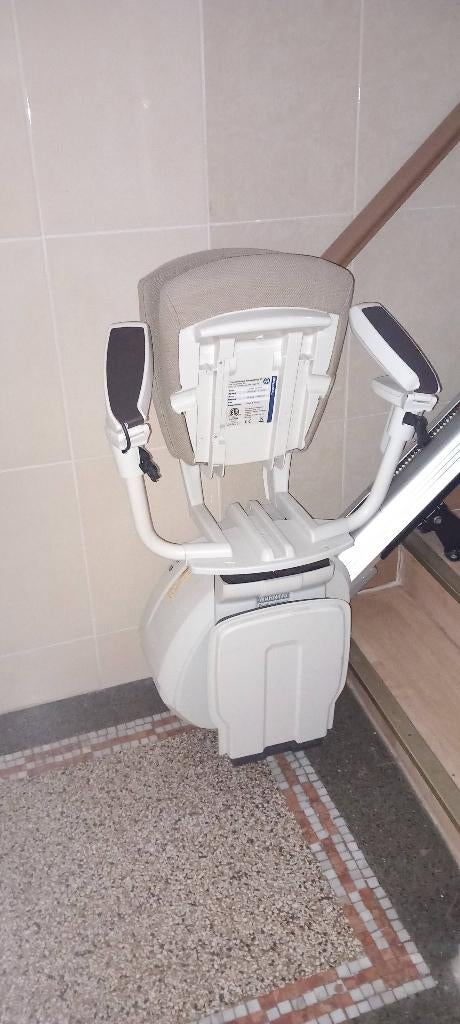 Traplift, Ophalen, Gebruikt, Recht